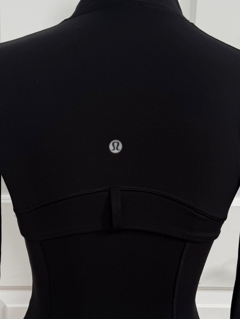 Lululemon Define Cropped Jacket - Picture 6 of 9